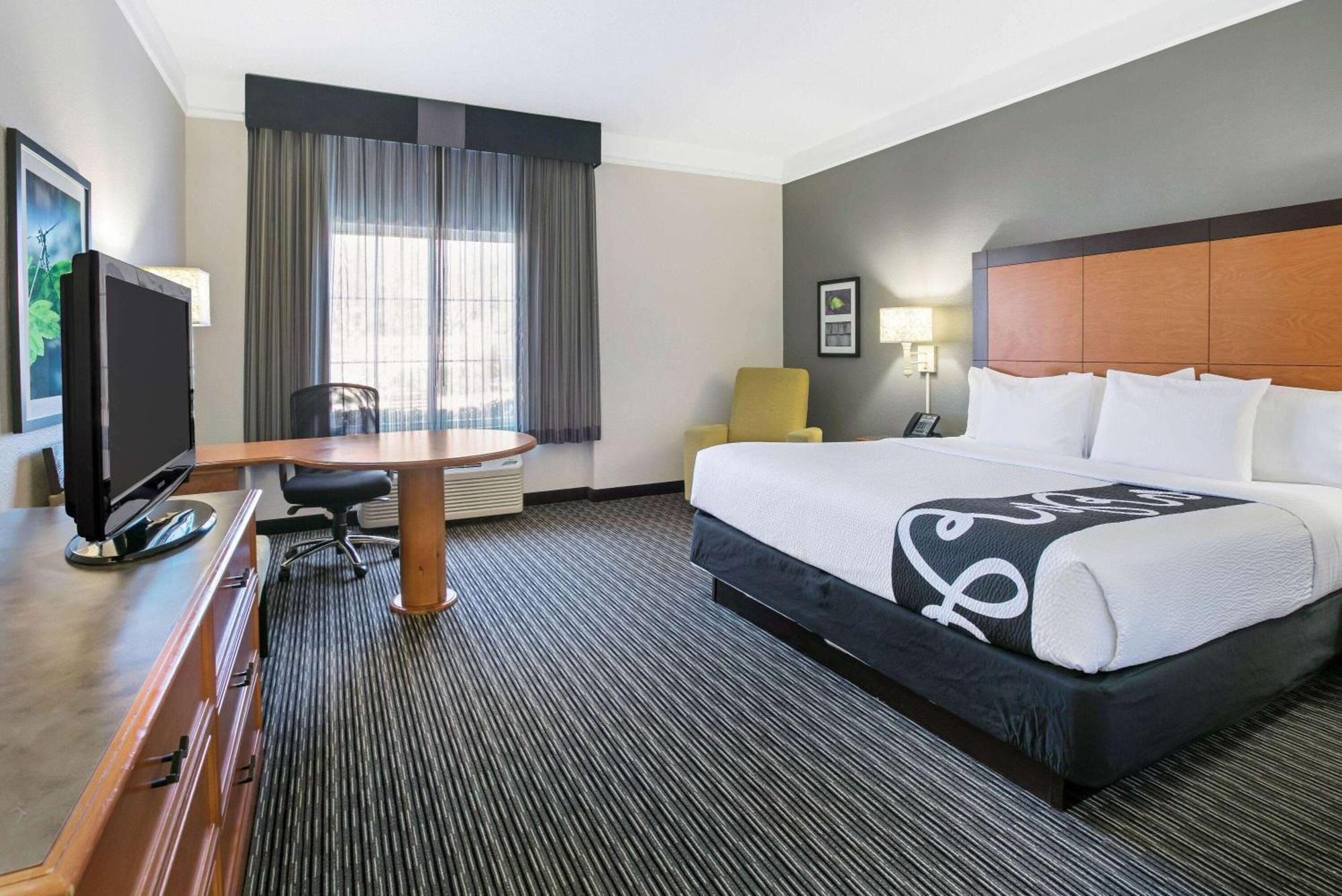 La Quinta By Wyndham Dallas Arlington South Exteriér fotografie